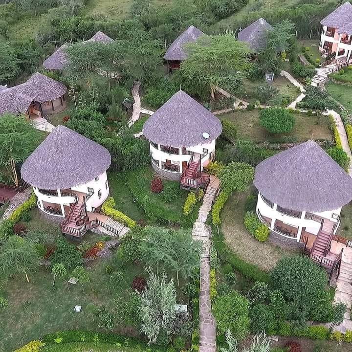 Sirville Lake Elementaita Lodge